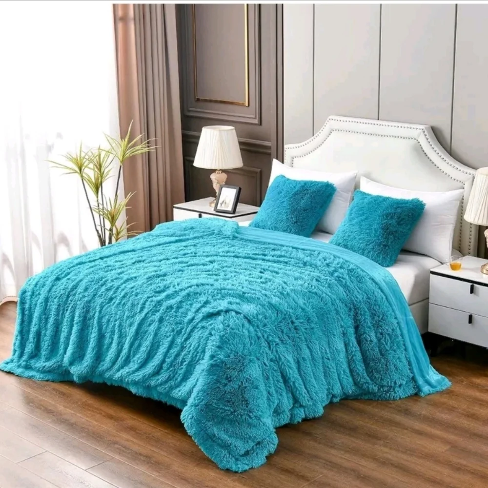 Yusoki Faux Fur Blanket Plush Throw Blue Cozy Soft Fluffy 50x63 New